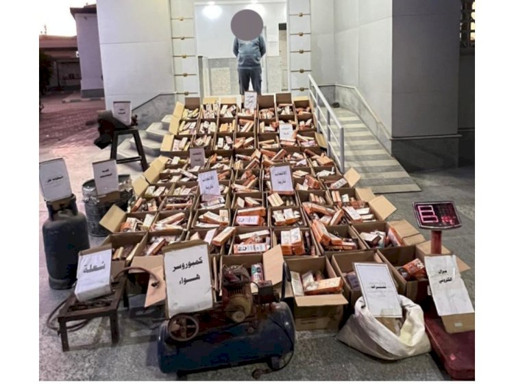 ضبط عامل بالفيوم يدير ورشة للألعاب  النارية