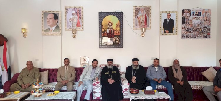 قاصد يهنئ الأقباط بعيد الميلاد بكنيسة العذراء مريم والانبا انطونيوس بابوشوشة