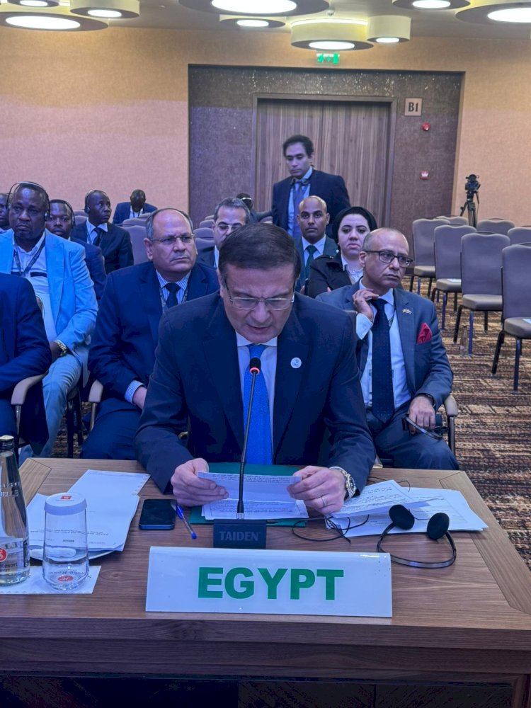 وزير الزراعة يلقي كلمة مصر نيابة عن الرئيس بالقمة الأفريقية بأوغندا