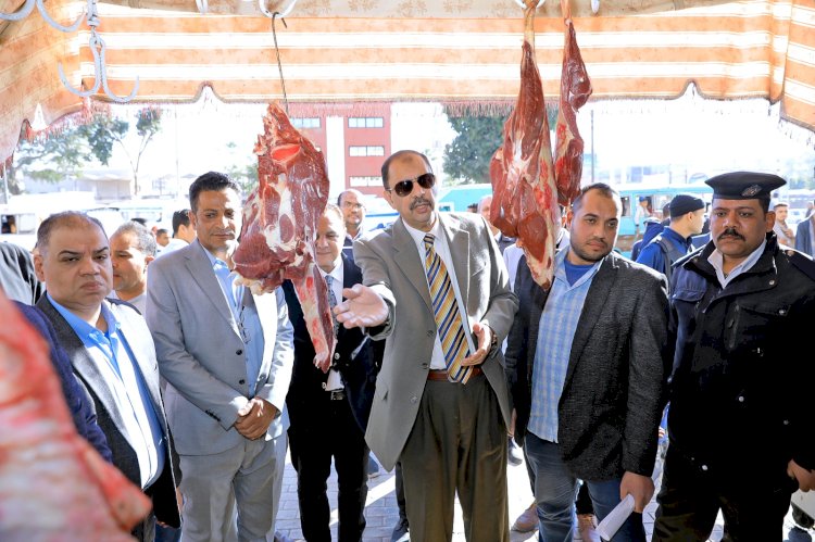 محافظ سوهاج يتفقد عدد من الشوارع الحيوية بنطاق أخميم وسوهاج