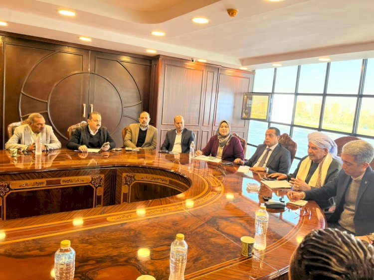 اجتماع موسع بالغرفة التجارية بسوهاج لبحث تقنين أوضاع المخابز