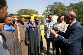 محافظ المنيا يستعرض جهود مديرية الطرق والنقل خلال عام 2024