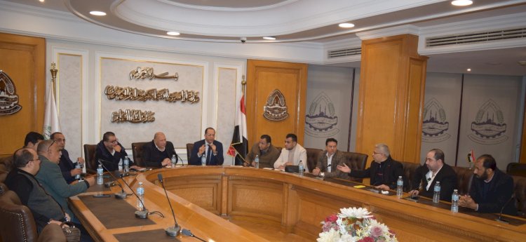 مطالب عاجلة من شُعبة المحمول أمام رئيس غرفة القاهرة