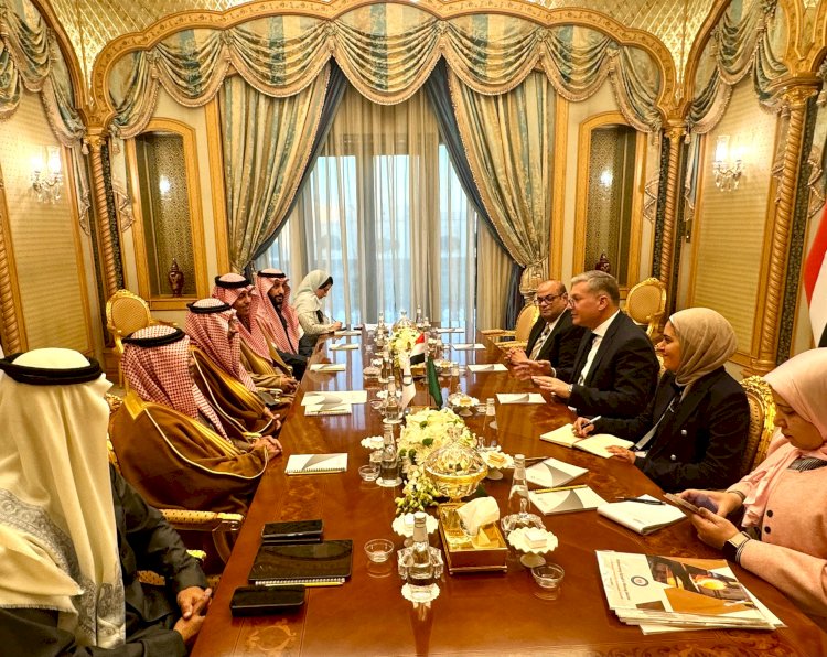 وزير البترول يبحث مع وزير الصناعةالسعودى التعاون فى مجالات التعدين