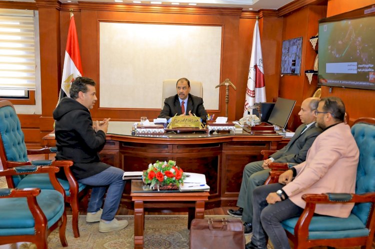 محافظ سوهاج يرأس اجتماع تعديل مواعيد فتح وغلق المواقع الأثرية 