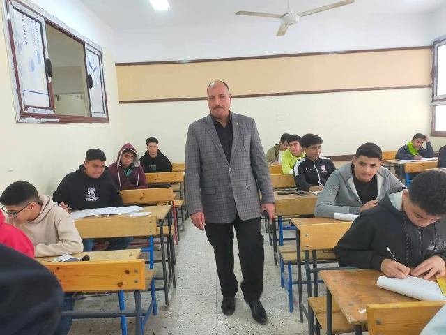 مدير تعليم المنيا يتابع اليوم الأخير لامتحانات الشهادة الاعدادية