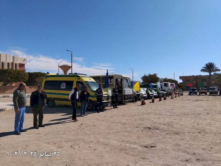 فى اطار الاستعداد لمواجهة الأزمات رئيس مدينة أبوزنيمة يشهد إصطفاف المعدات