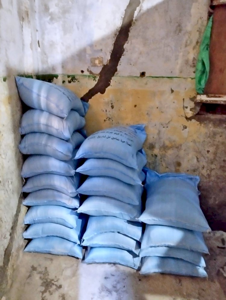 ضبط 1800 لتر مواد بترولية مغشوشة و40 طن ملح  و60 شيكارة دقيق في ملات بسوهاج