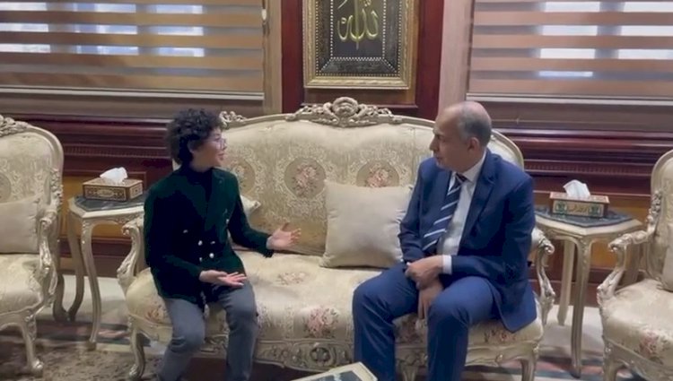 محافظ المنيا يستقبل فى مكتبه أدهم الجمال تشجيعا لموهبته الفنية الواعدة