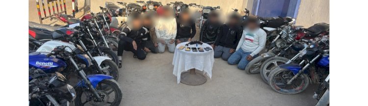 ضبط ١٠ متهمين سرقوا دراجات وبالوعات الصرف الصحي بثلاثة محافظات