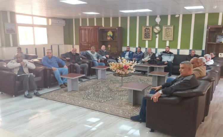 رئيس مدينة رأس سدر يلتقي مديري الإدارات و رؤساء القري و القطاعات