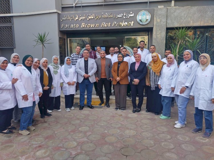  معامل مكافحة مرض العفن البنى فى البطاطس تجتاز تجديد الاعتماد السنوى من الايجاك