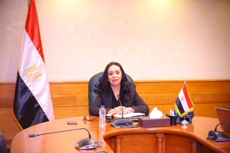 الوزيرتان  تتابعان آخر مستجدات دخول المساعدات الإنسانية لغزة