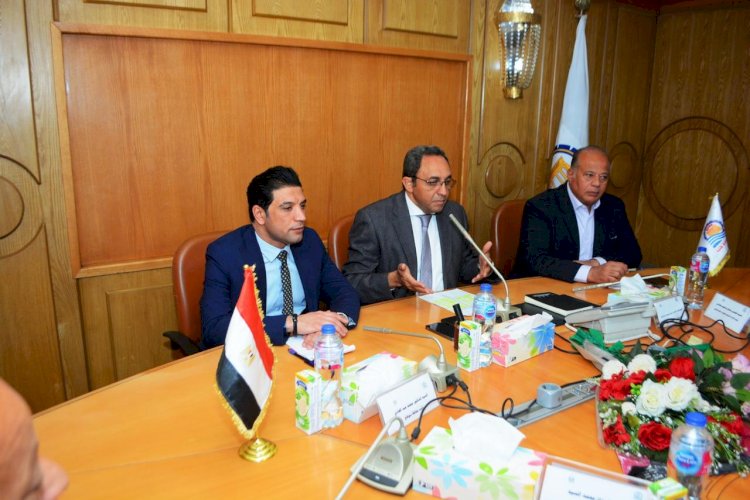 نائب محافظ سوهاج يلتقي محافظ قنا لبحث سبل تعزيز الاستثمار السياحي