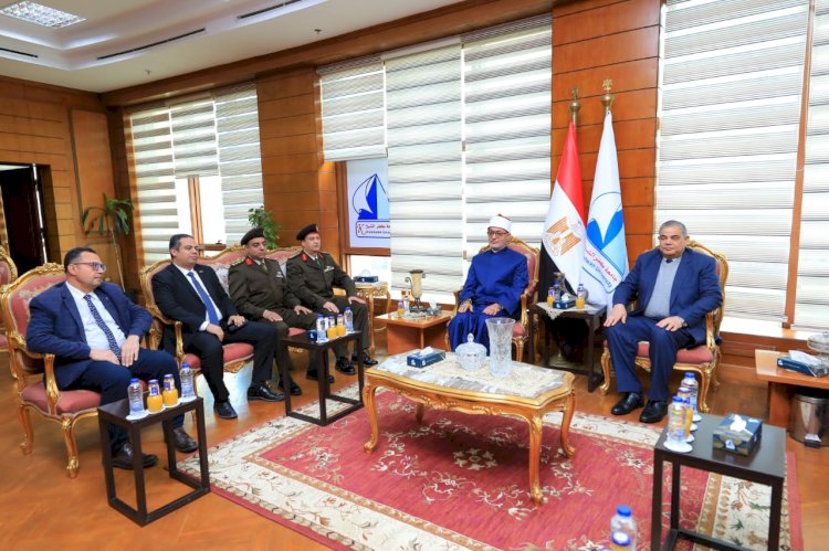 رئيس جامعة كفر الشيخ يستقبل مفتي الجهورية