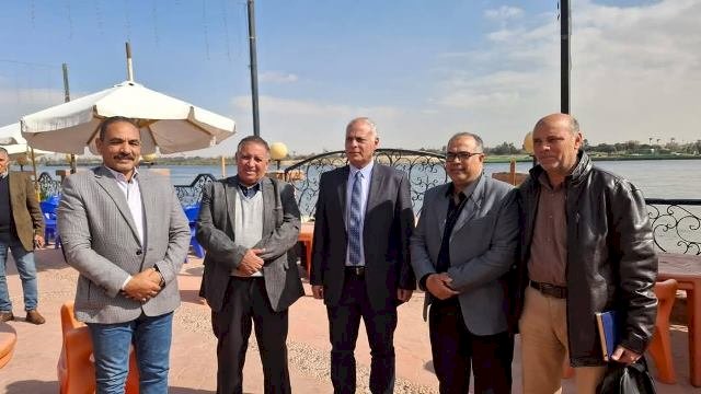 نشر فكرة الزراعة التعاقدية بشمال الصعيد بالمنيا