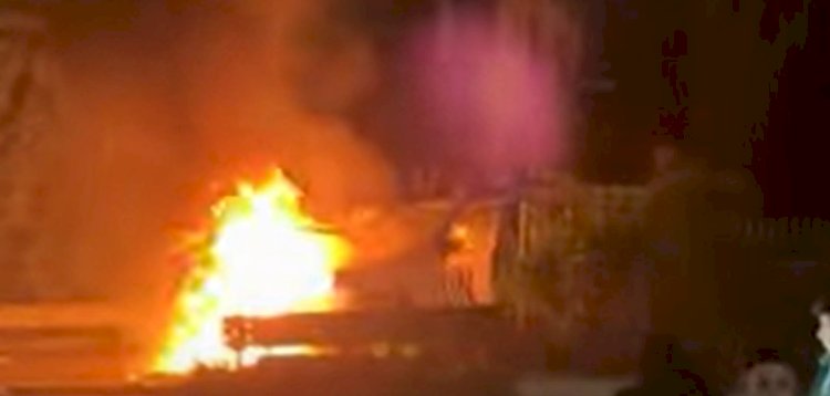 الاعتداء علي قوات اليونيفل بلبنان وحرق إحدي السيارات