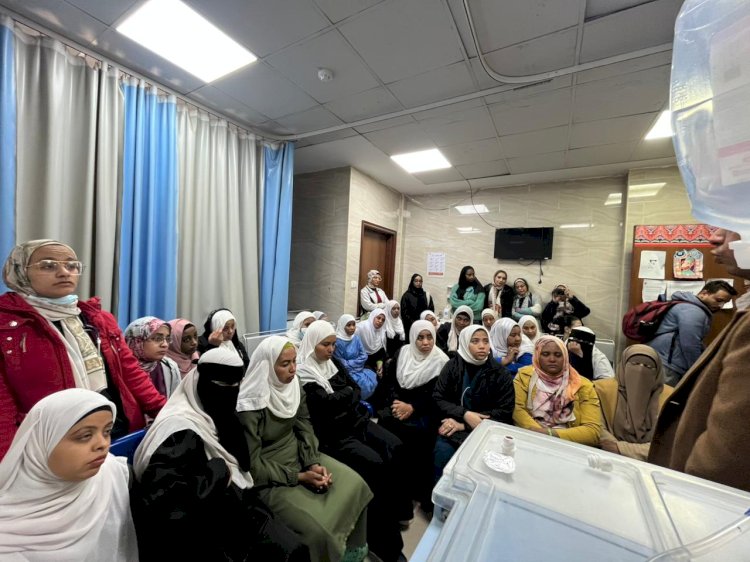 ورشة عمل مكثفة للتوعية بأمراض الكلى و الباطنة بمستشفيات جامعة أسوان