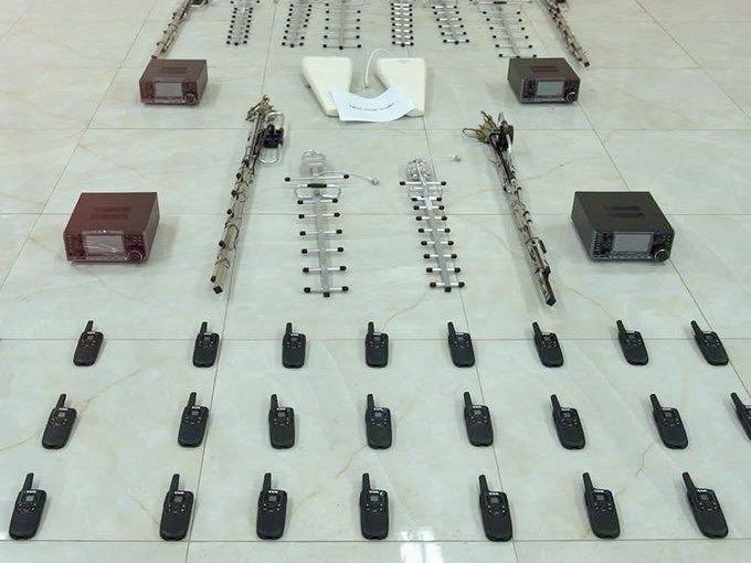 خفر سواحل اليمن يضبط أسلحة إيرانية متطورة للحوثيين وأمريكا تشيد بالعملية