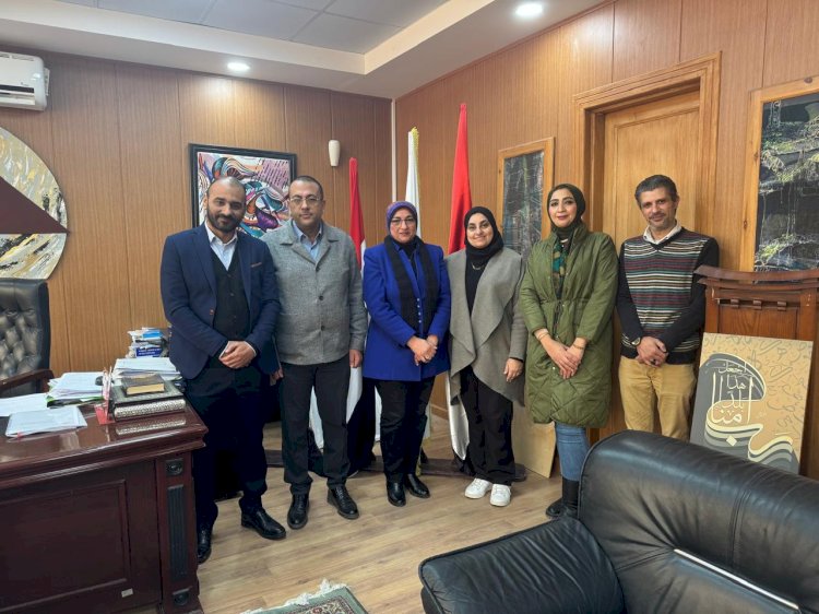 غرفة الأخشاب تبحث تنفيذ تدريب بمجال تنجيد الأثاث بدمياط