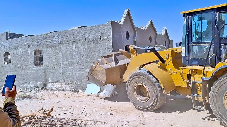 محافظ سوهاج  إزالة التعديات على مساحة 275 فدان أملاك دولة بجرجا