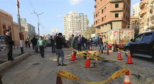 إصلاح خط غاز قرية الجهاد غرب العدوة في المنيا