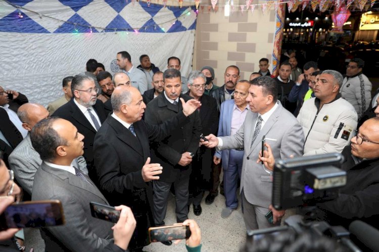 محافظ المنيا يوجه بزيادة أعداد وجبات الإفطار ويشدد على الجودة والنظافة