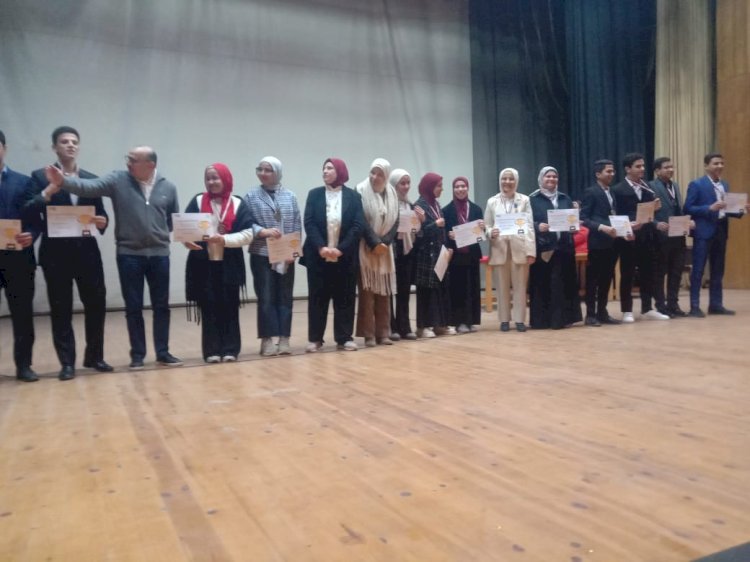 طلاب سوهاج يتألقون في ISEF للعام الثاني على التوالي ويتأهلون لأمريكا 2025