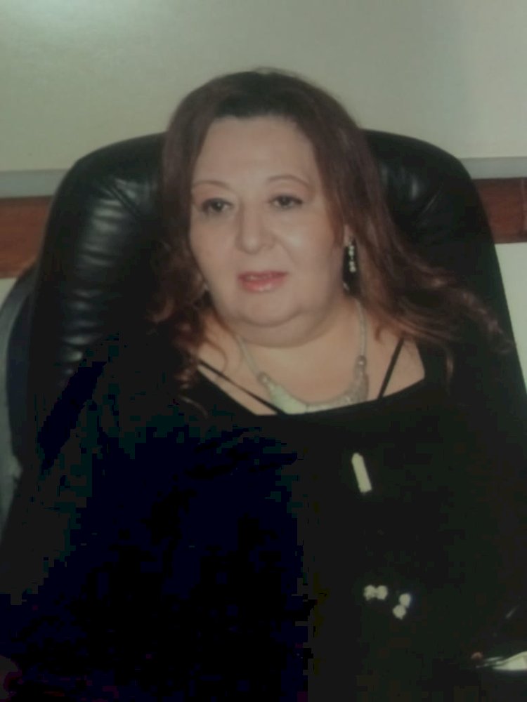 مذكرة  لوزير الصناعة والتجارة  بالوضع القانوني لصناعة التجميل