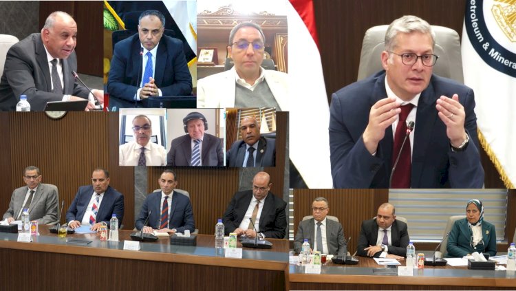 وزير البترول شكرا لجميع العاملين  لجنوب الوادى القابضة للبترول والشركات التابعة