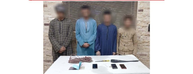 ضبط المتهمين باحتجاز عامل وتوقيعه على ايصالات امانه بالاكراه