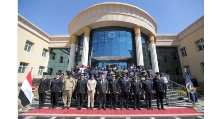 تخريج الدورتين 23و24 للكوادر الأمنية من الدول الإفريقية بأكاديمية الشرطة