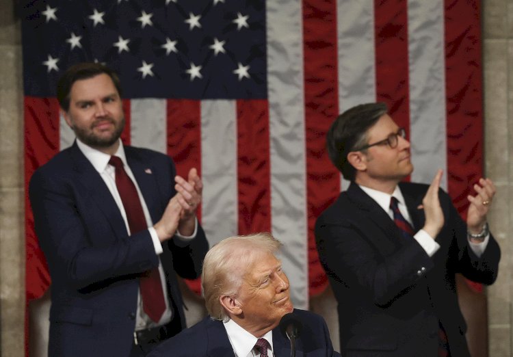 القبض علي كبير مساعدي رئيس مجلس النواب الأمريكي للقيادة مخمورا