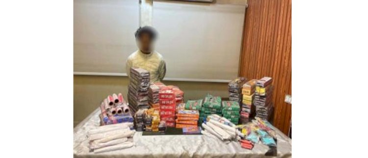 ضبط سائقين لقيامهما بإلقاء ألالعاب النارية على قائدى سيارات الميكروباص بالجيزة