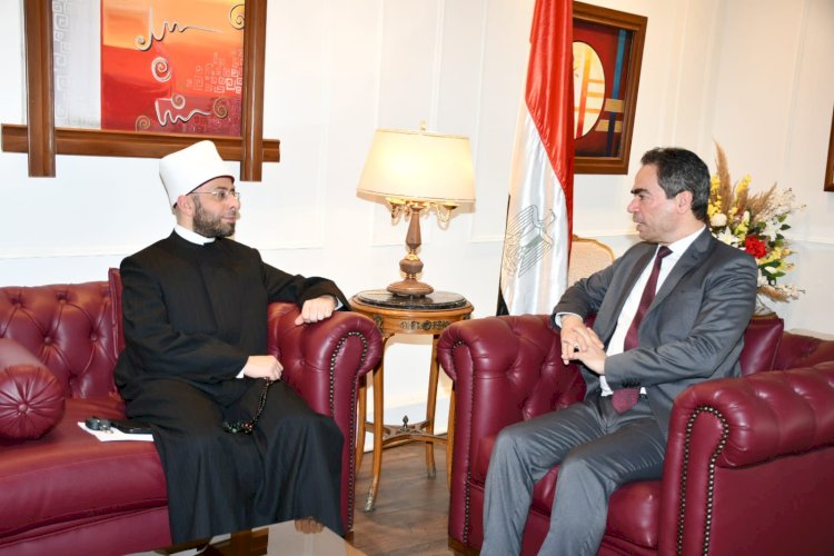 الازهري والمسلماني يحتفلان بإطلاق اسم الإمام الليث بن سعد على مسجد ماسبيرو