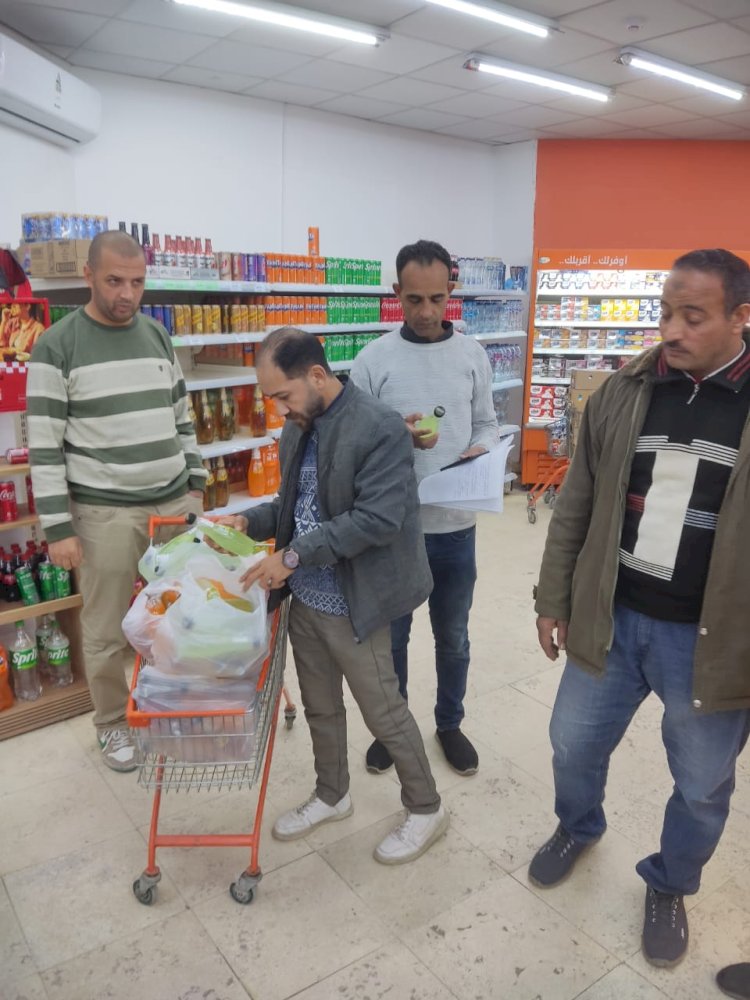 ضبط 53 مخالفة خلال حملات  تموينية على الأسواق والمخابز بالمنيا