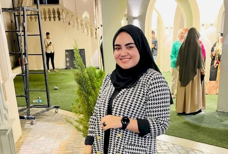 يمني رضوان.. رحلة إبداعية بين الفن والحرف اليدوية