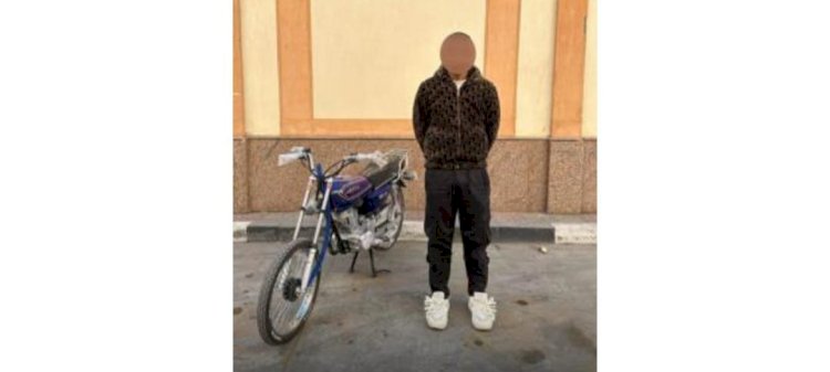 ضبط قائد دراجة نارية  قام بآداء حركات إستعراضية بالبحيرة