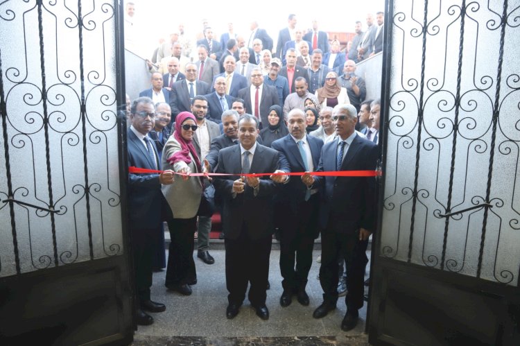 افتتاح مشروعات تطويرية وخدمية بجامعة جنوب الوادي