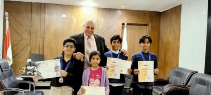 تعليم قنا تكرم الحاصلين على مراكز دولية فى اديو ميتر مصر