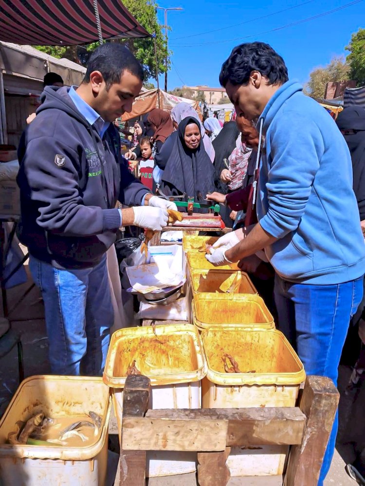 الطب البيطري يكثف حملات الرقابة على أماكن تداول اللحوم والأسماك المملحة بسوهاج