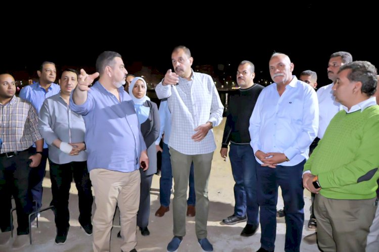 محافظ سوهاج يتفقد أعمال تطوير المرسى السياحي بالكورنيش الغربي