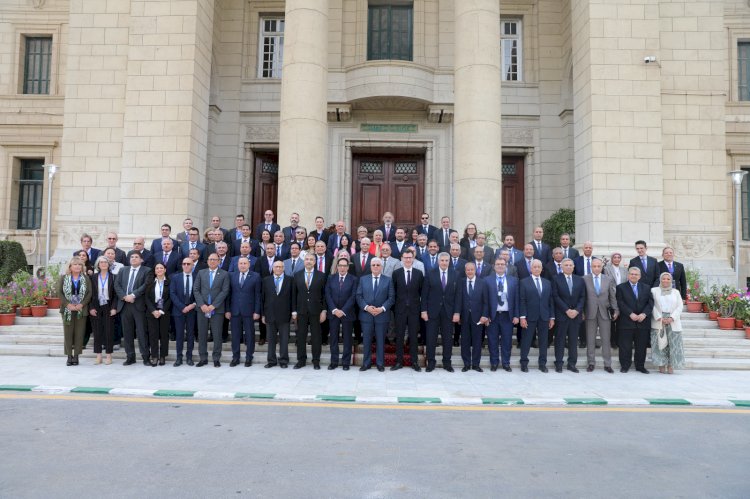 بحضور ماكرون  جامعة المنيا تشارك بفعاليات ملتقى الجامعات المصرية الفرنسية