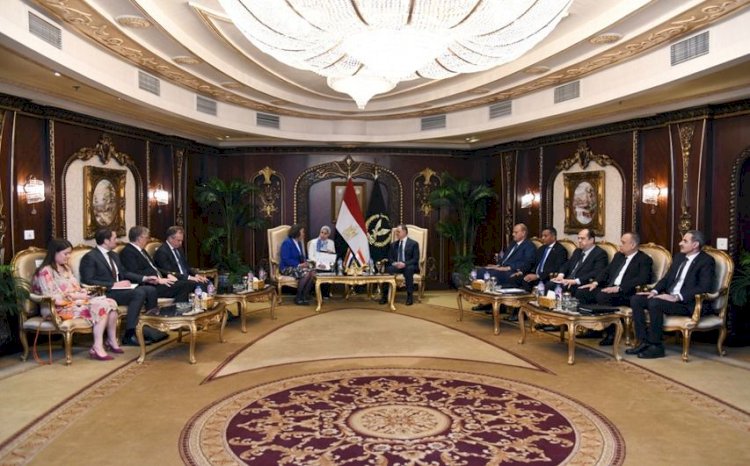 وزير الداخلية بحث مع وزيرة الهجرة الهولندية المجالات الامنية المختلفة
