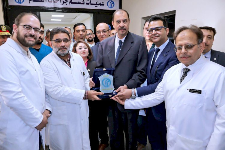 "سراج" يفتتح مبنى المعامل والأشعة والعمليات بمستشفى سوهاج العام