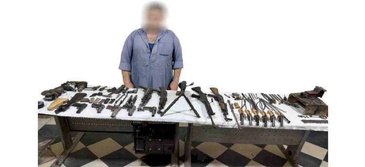 ضبط عامل لقيامة بادرة ورشة لتصنيع الاسلحة بسوهاج