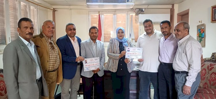 تكريم المتميزين في انشطة النادي الاستكشافي للعلوم والتكنولوجيا بتعليم ابوتشت