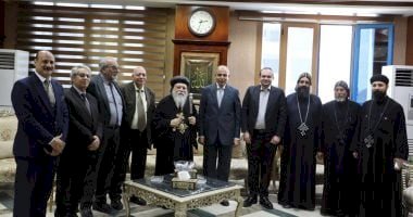 محافظ المنيا يلتقي الأنبا ديمتريوس لبحث عدد من الملفات المهمة بمركزملوى وديرمواس