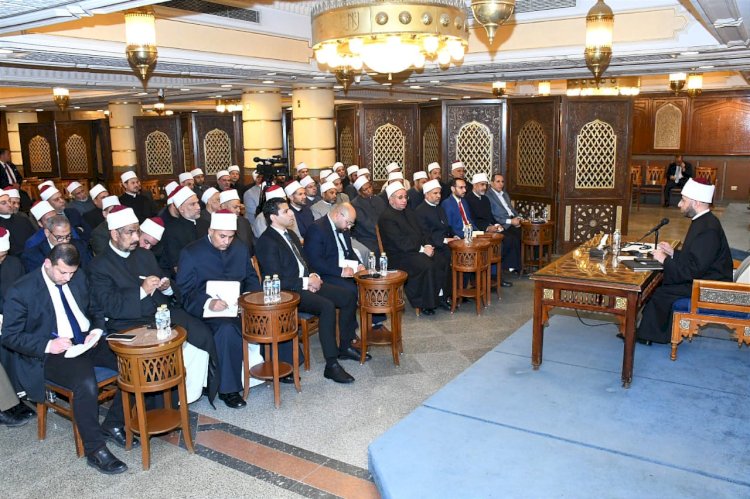 وزير الأوقاف يلتقي بمفتشي مديرية أوقاف القاهرة