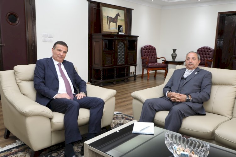 وزير الزراعة يبحث مع محافظ بورسعيد ملف تقنين الأراضي بالمحافظة